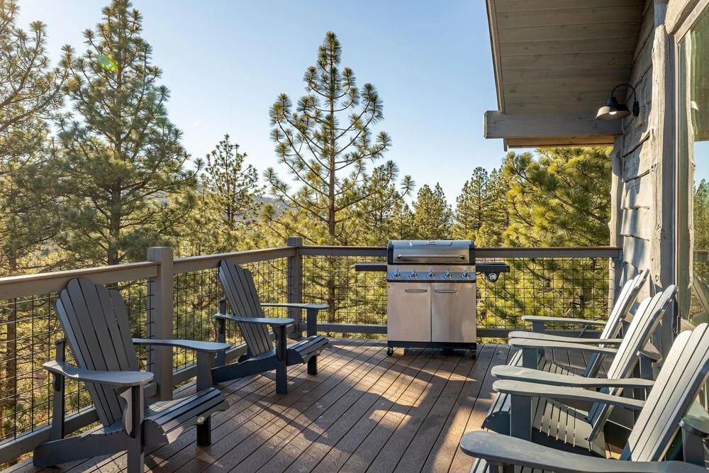 18 - Ponderosa Peak 5 Bedroom Home by Redawning