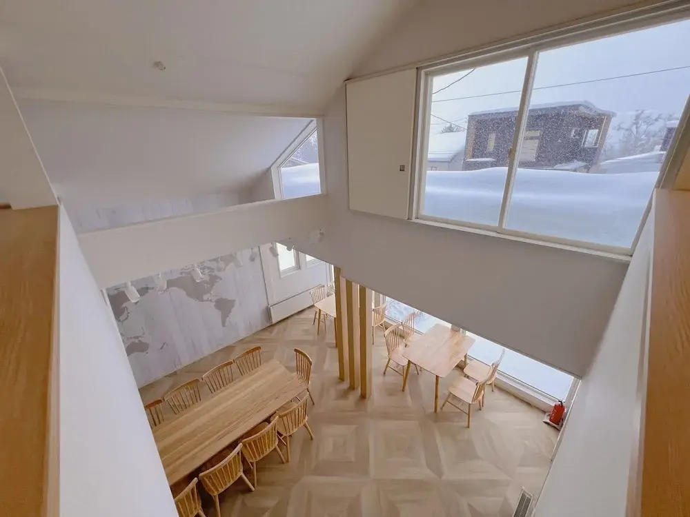 Snowball Hostel