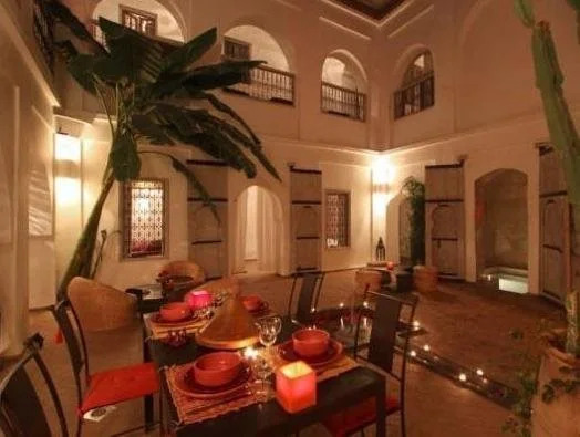 Riad O2