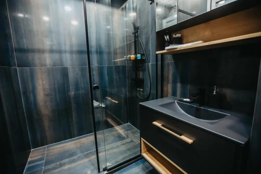 Evdo Apartments F4 Family Suite