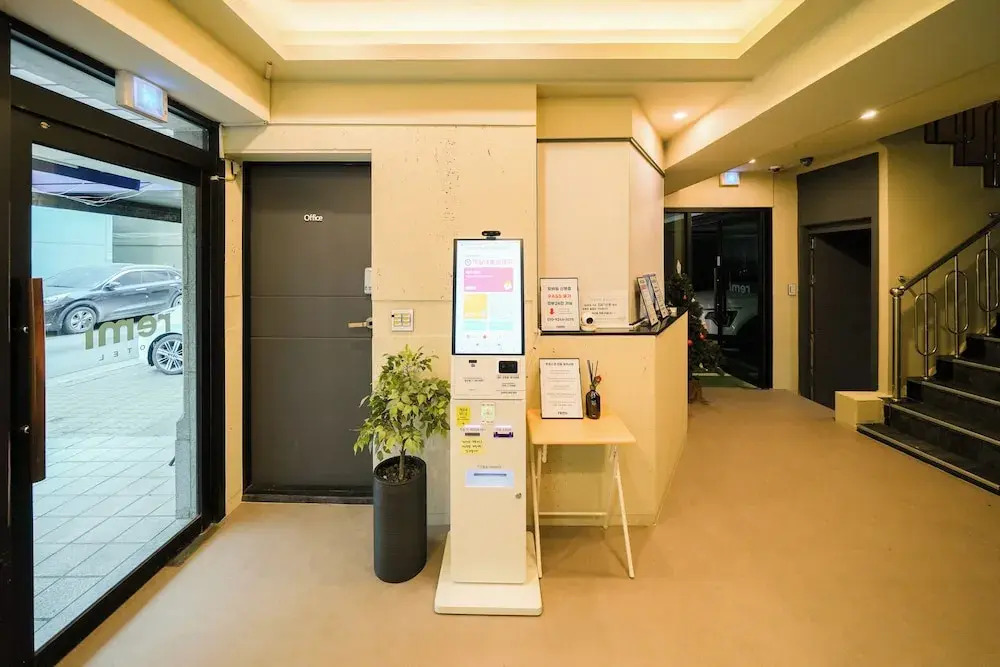 Hotel Remi