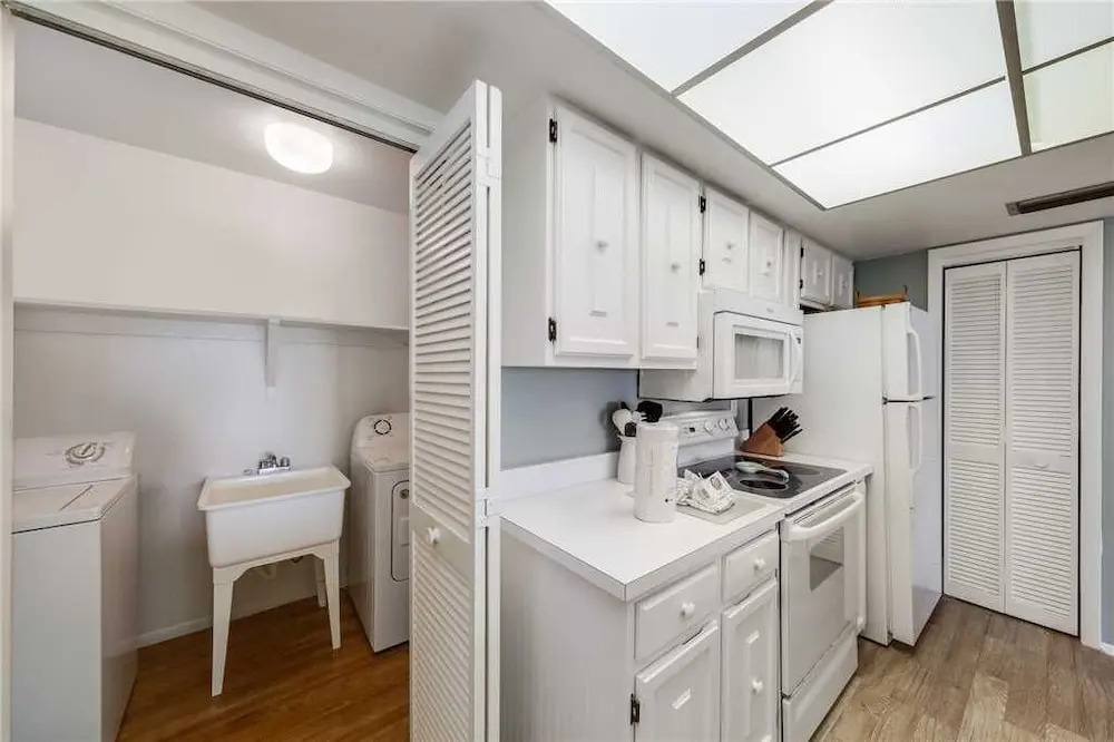 Seahorse 2, 2 Bedrooms, Sleeps 6, Heated Pool, Pet Friendly