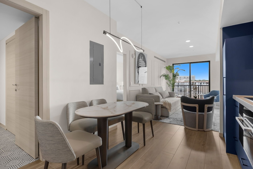 The Avenue Luxury Residences Coral Gables