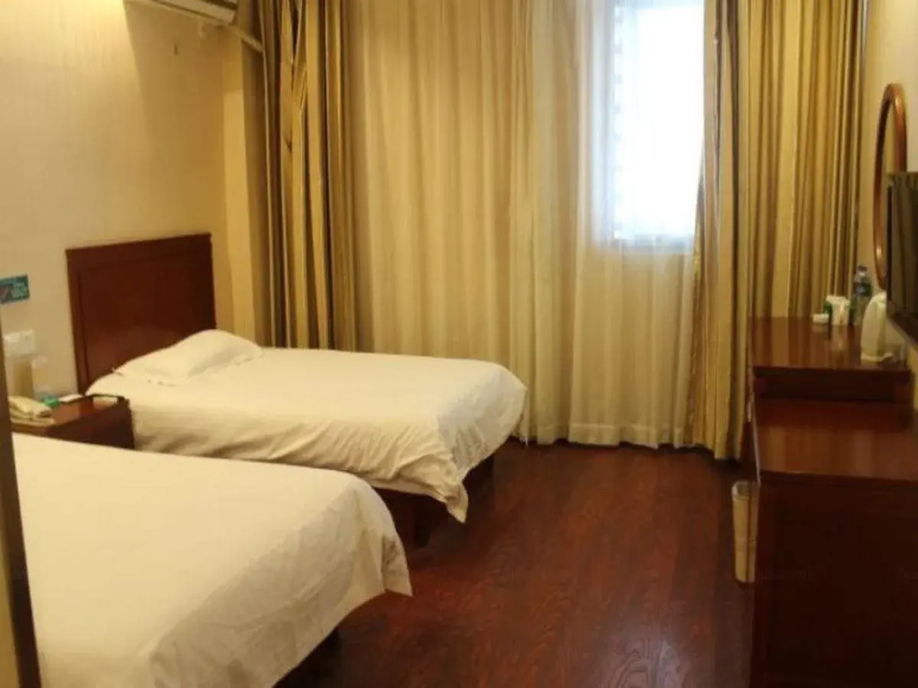 GreenTree Inn Jiangsu Suzhou Shimao Canal Business Hotel