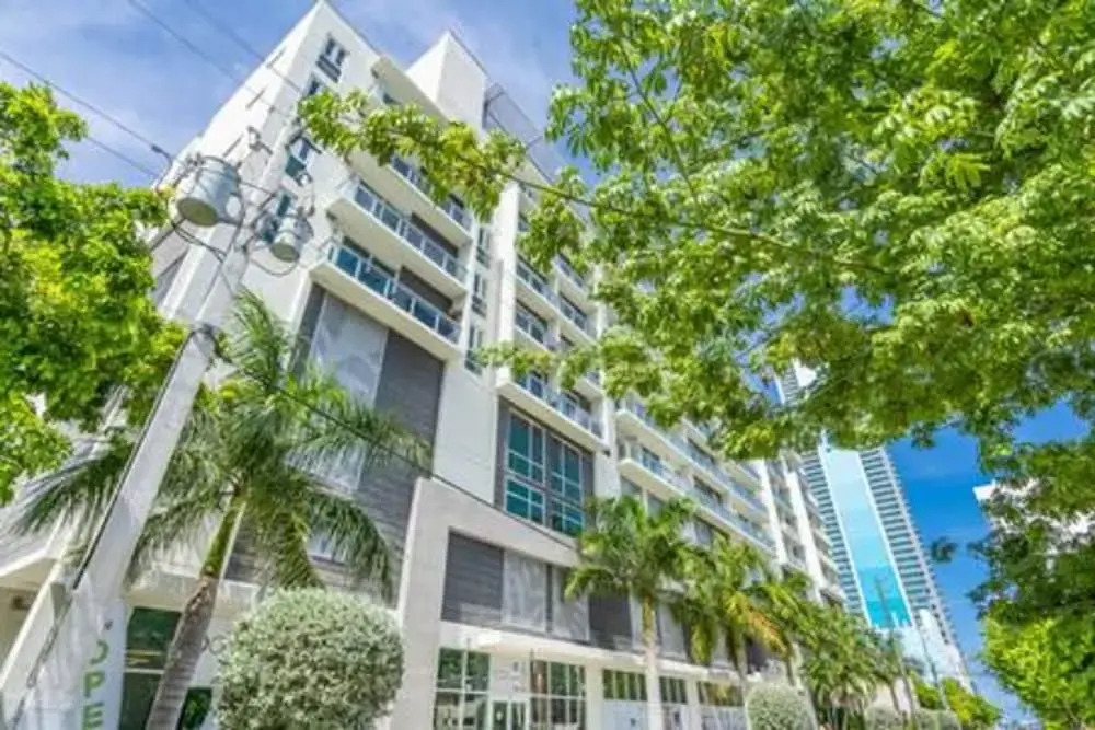 Modern 1BR Apt In Edgewater Free Parking