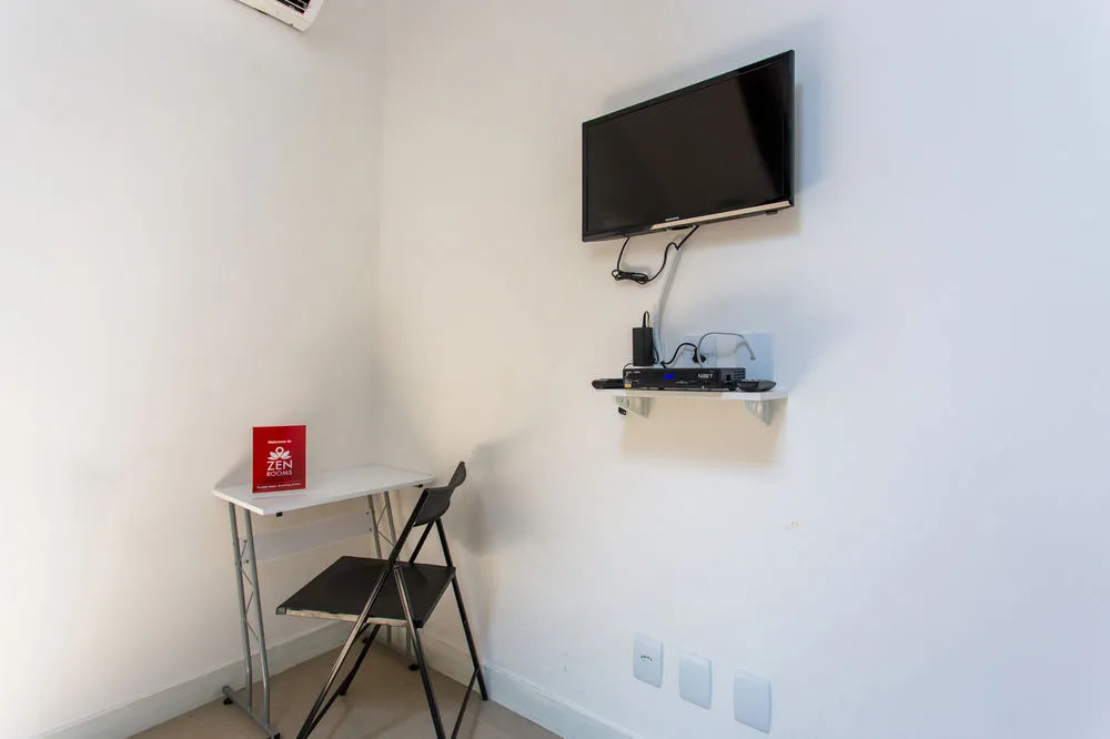 ZEN Rooms Mena Barreto