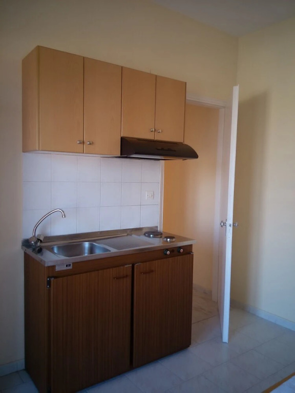 Aragorn Studios & Apartments
