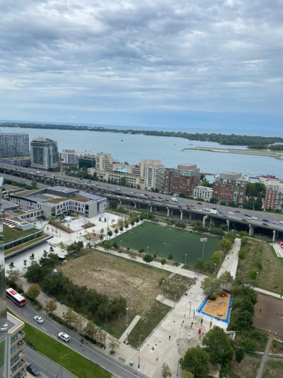 Toronto Downtown near Rogers Centre High rise lakeview condo