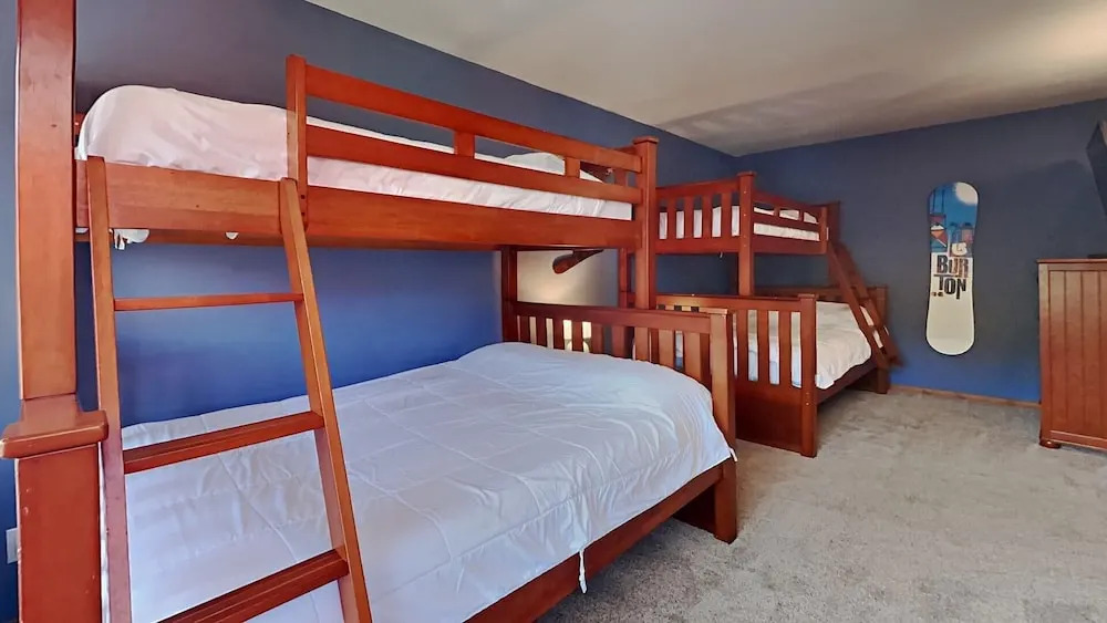 651 4 Bedroom Home