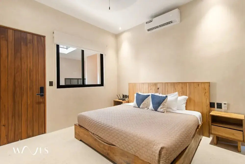 Spacious 3 Br w Private Pool Exclusive Gym
