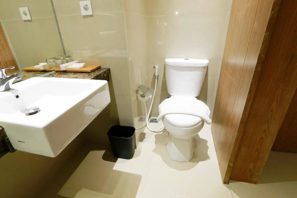 Yellow Star Gejayan Hotel