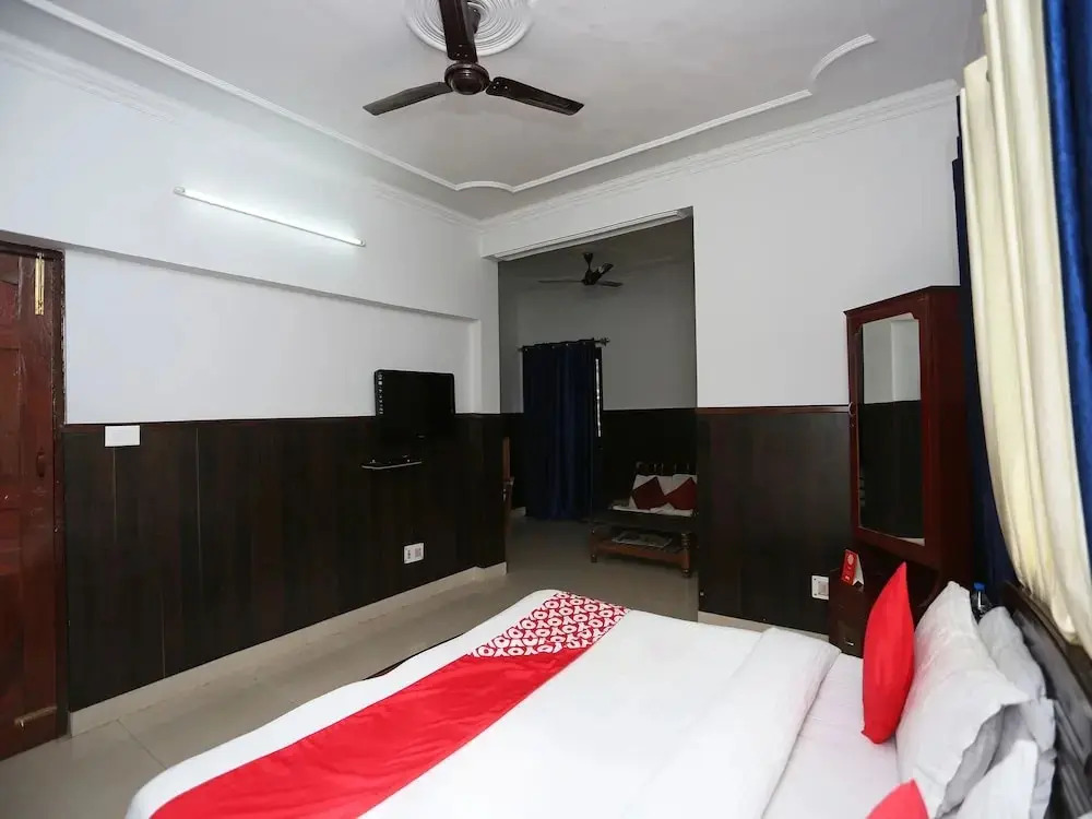 Alinda Guest House By OYO Rooms