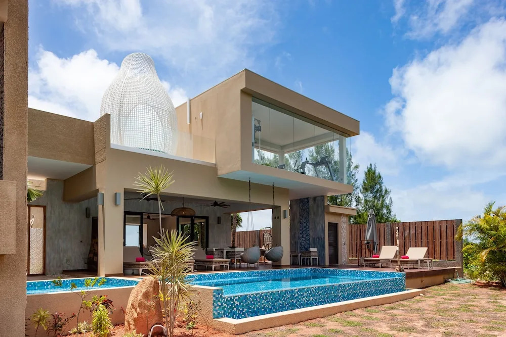 Le Duc Hillside Villas