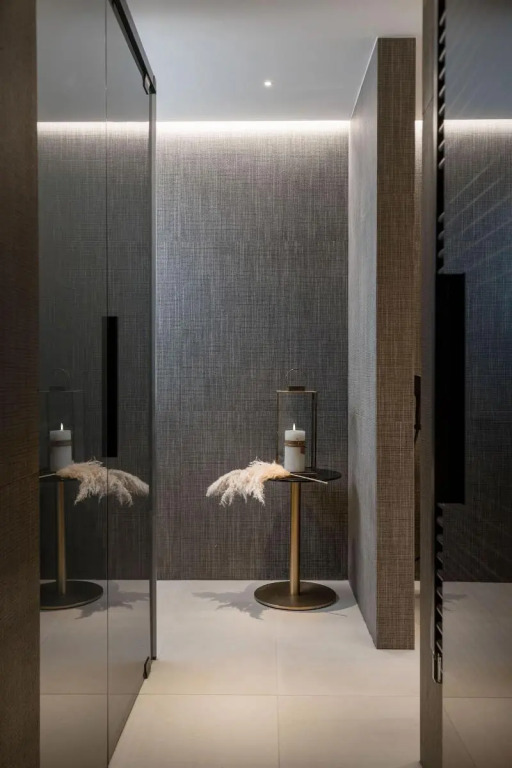 We Me Suite Hotel