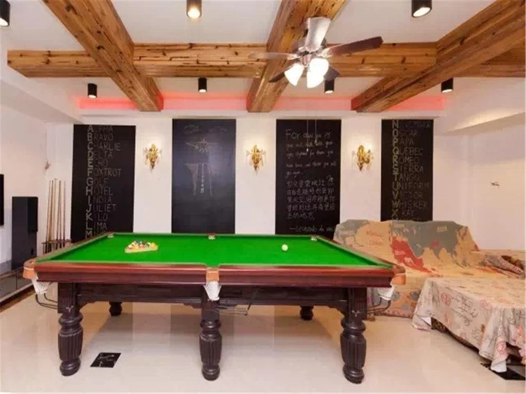 1940 Luxury Villa