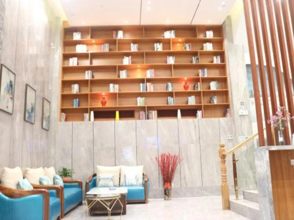 U Trip Hotel (Guilin Lingui Wanda Plaza Municipal Government Store)