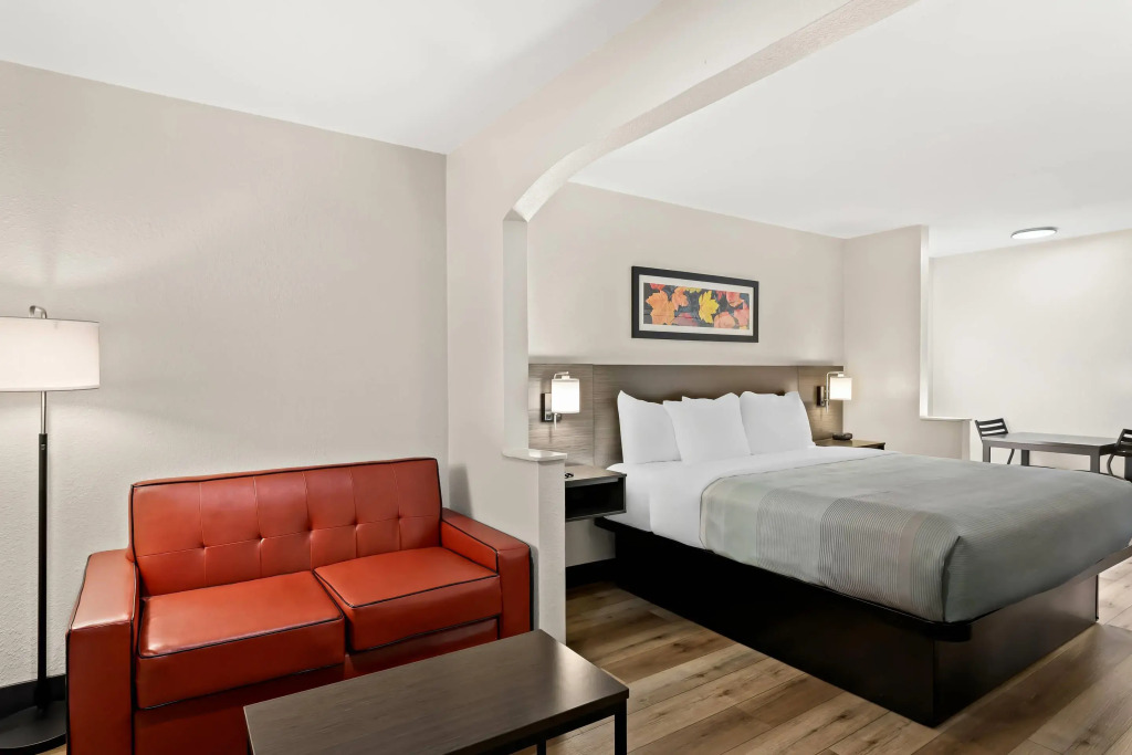 Quality Inn & Suites Dumas