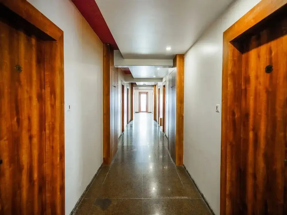 Metro By OYO Rooms