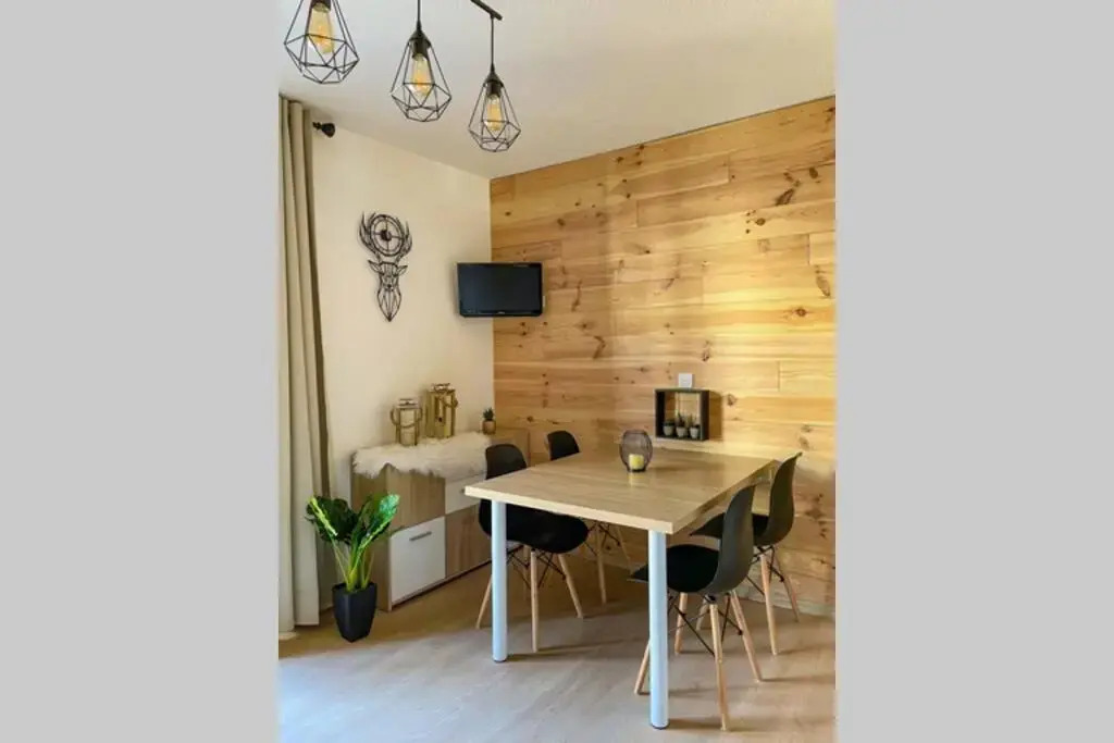 Chalereux Studio a la Montagne