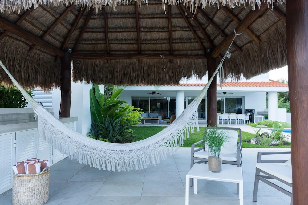 Casa Caleta Aventuras By Homing Bird