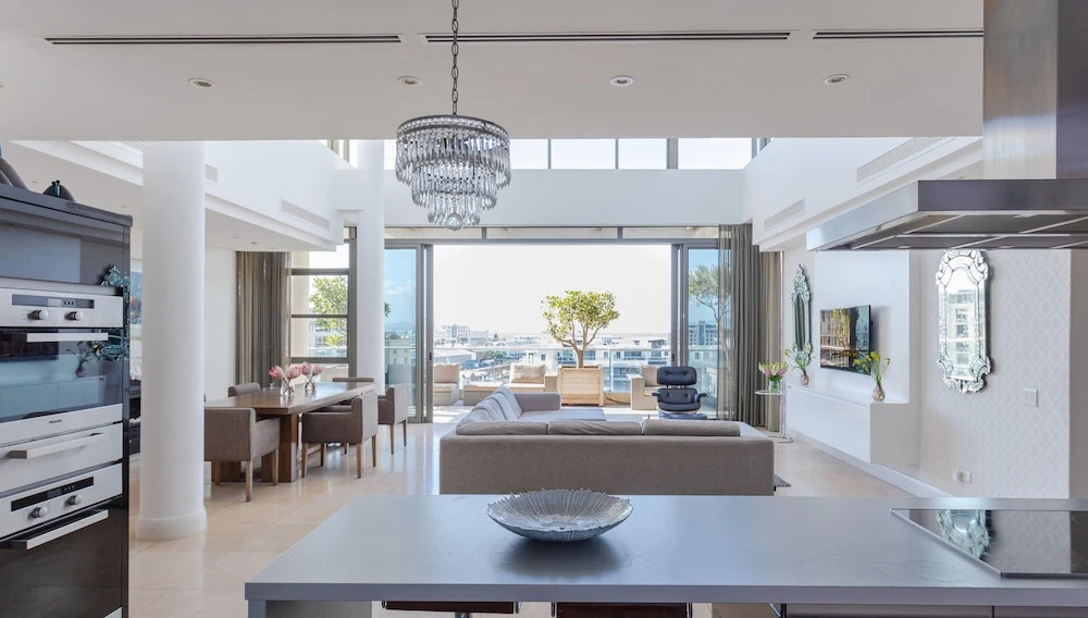 Penthouse 702 Kylemore B