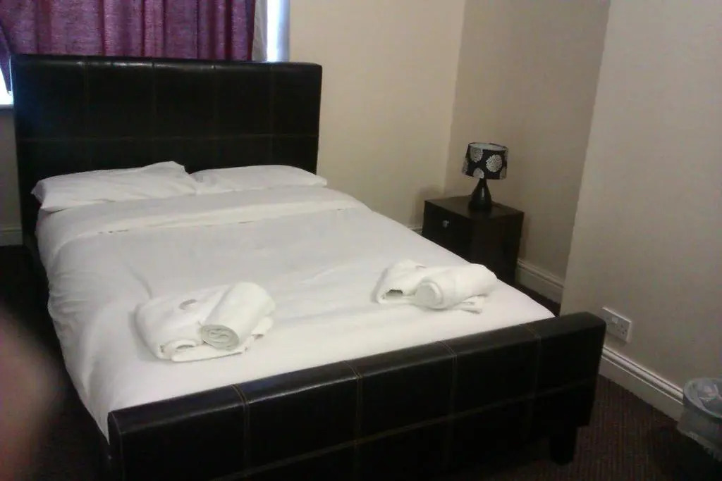 The Vale Apart Hotel