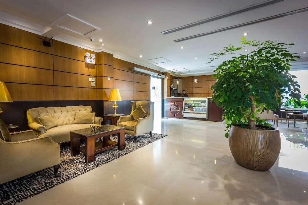 Ewa Palestine Jeddah