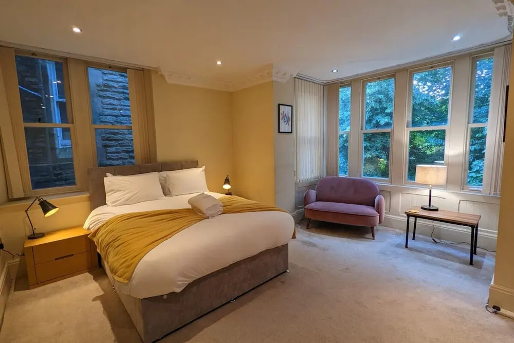 Stunning & Modern 2BD Flat - Manchester!
