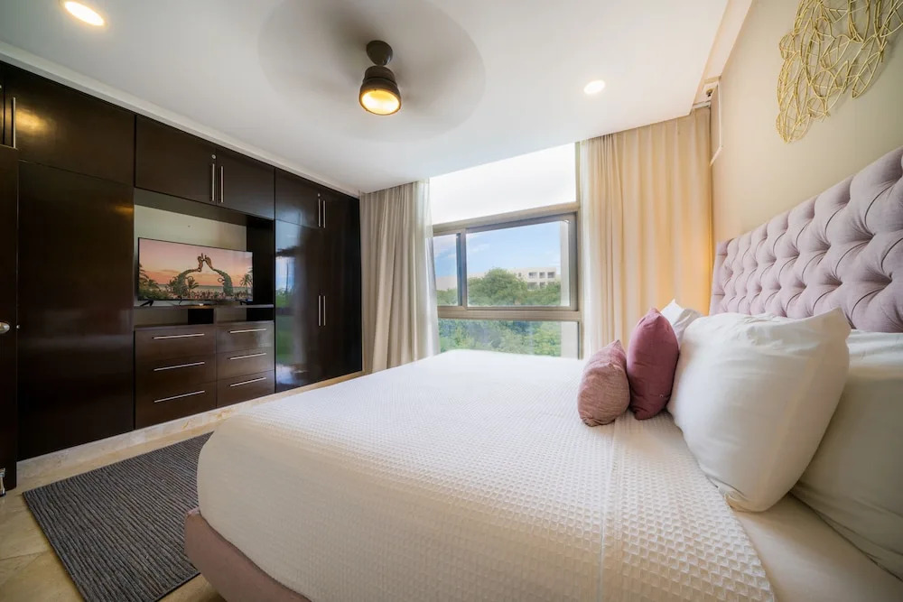 Luxury 2 Bedroom Condo at Haab