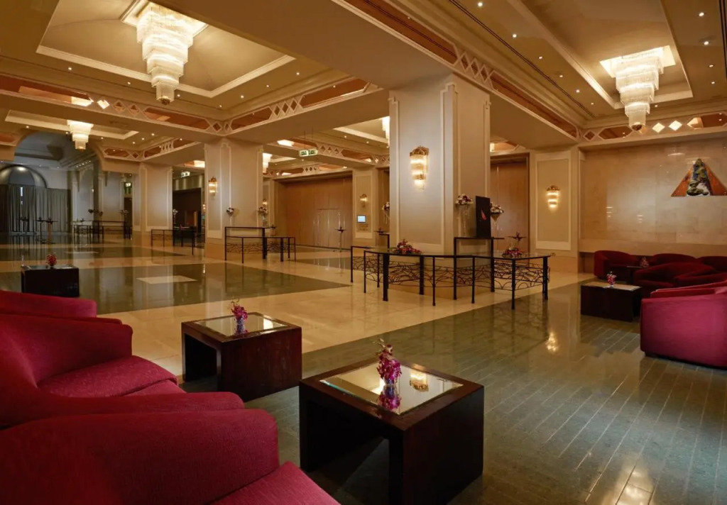 Millennium Plaza Downtown Suites