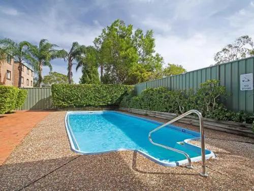5 'The Point' 5-7 Mitchell Street - Large Balcony And Great Water Views