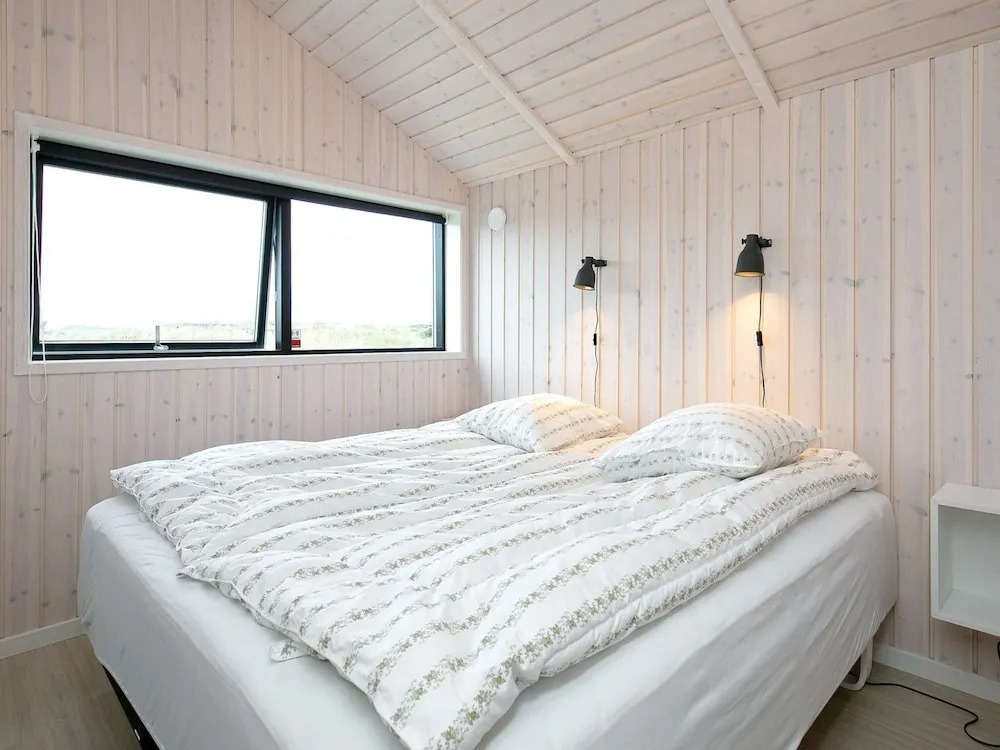 10 Person Holiday Home in Lokken-by Traum