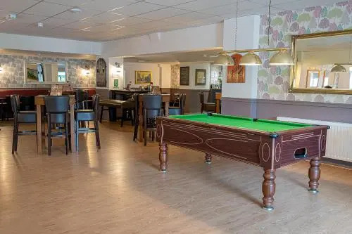 Alcester Inn