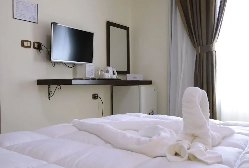 360 Hotel By FHM