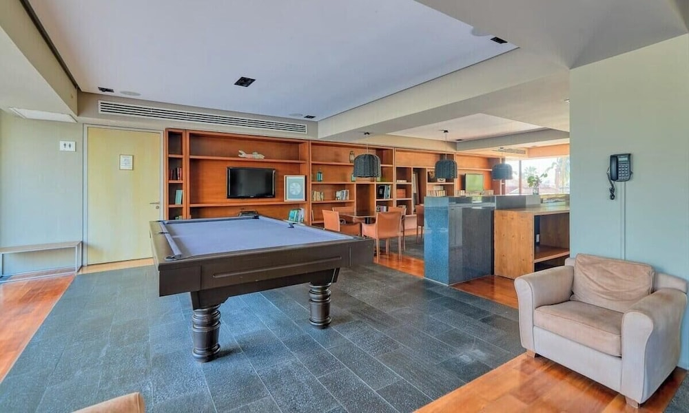 Luxury 2BR Condo in Marina - Pool - Zen Rooftop