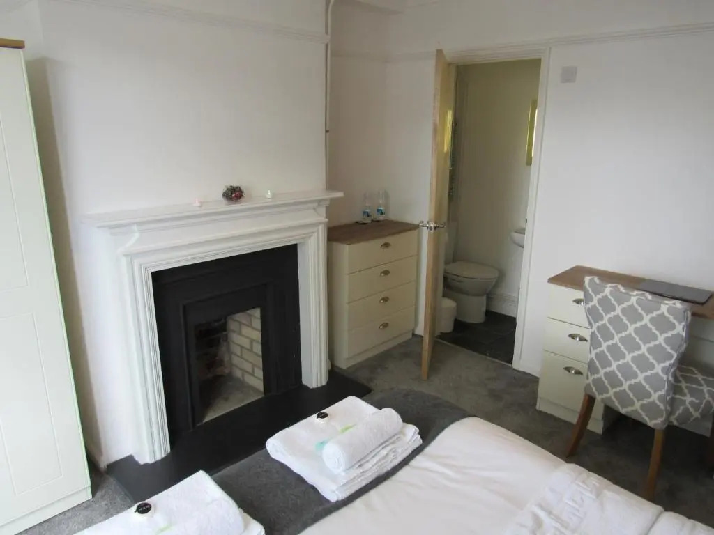 The Cambridge Suites - Tas Accommodations