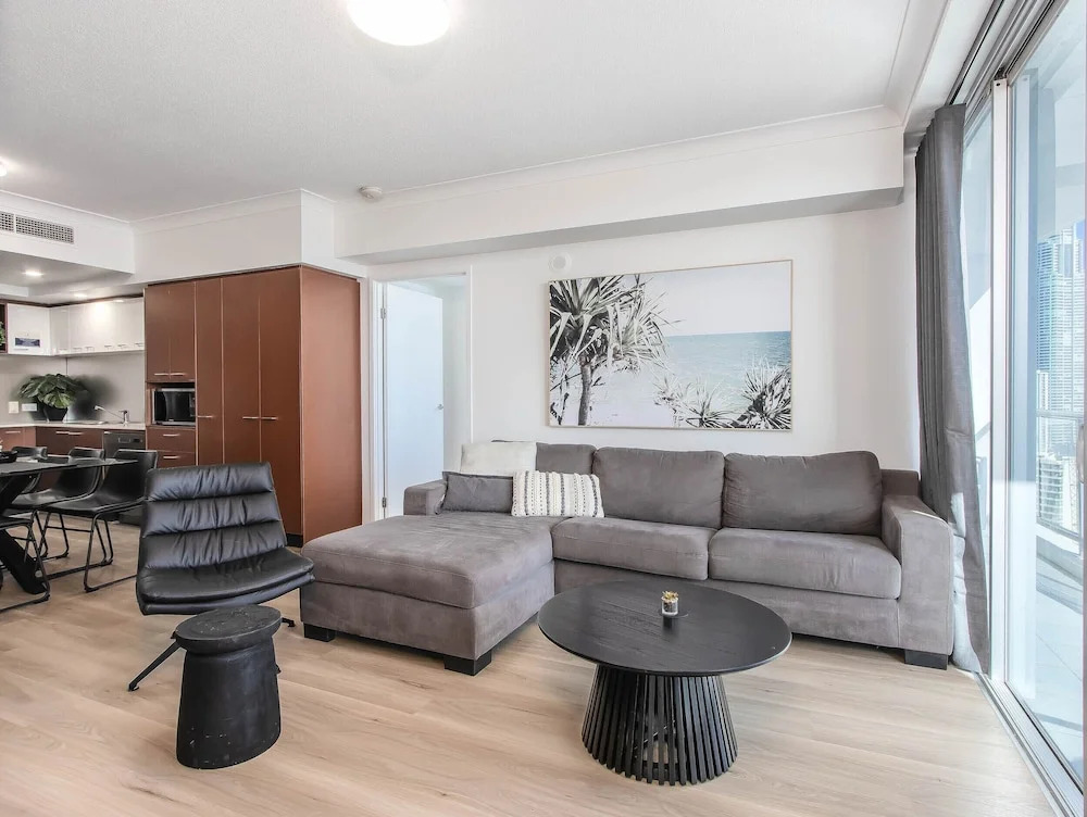 Towers of Chevron - Private Apartments - Hosted by Coastal Letting Co