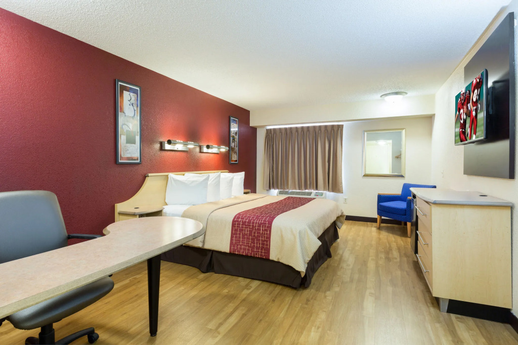 Red Roof Inn - Houston Westchase