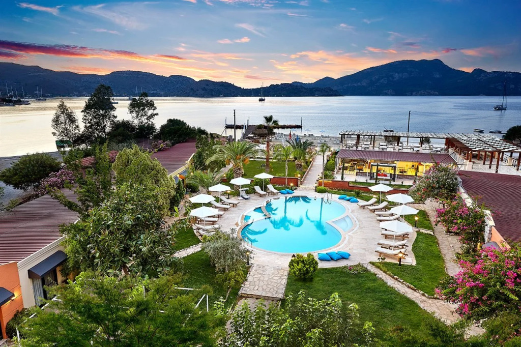 Fİ Light Solto Boutique Beach
