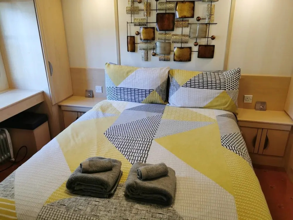 Fantastic Holiday Caravan on a Small Country Site