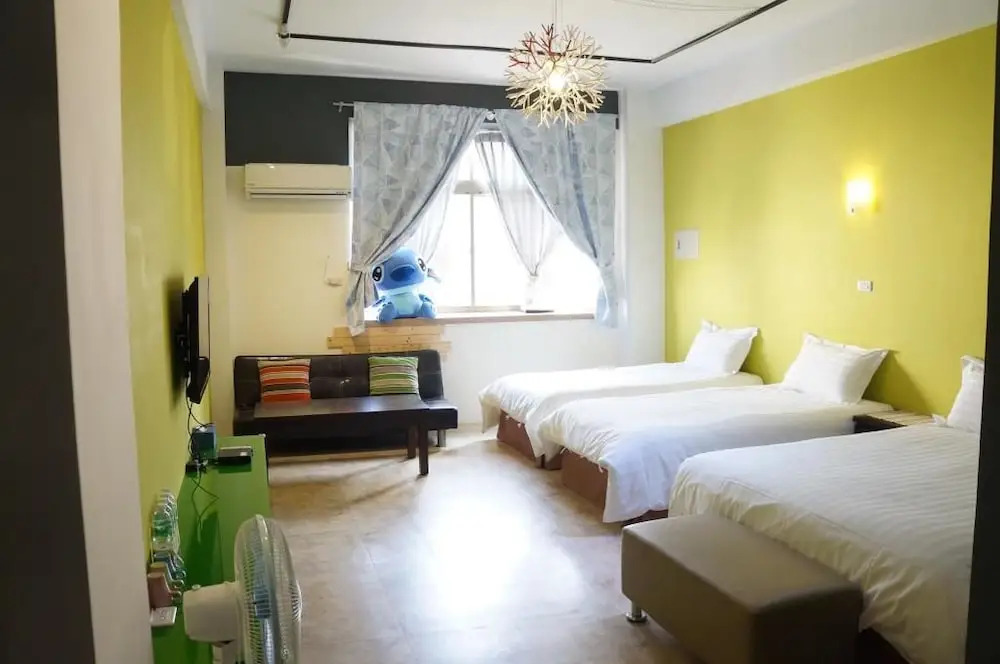Green Bottle Guest House
