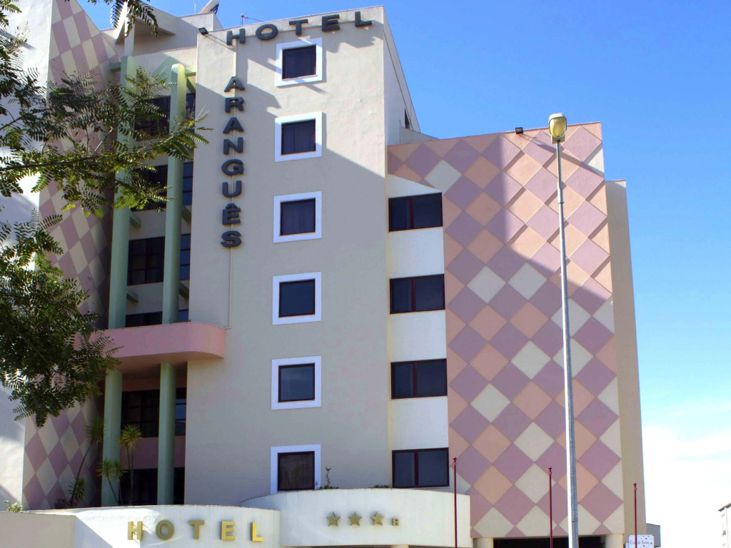 Hotel Arangues