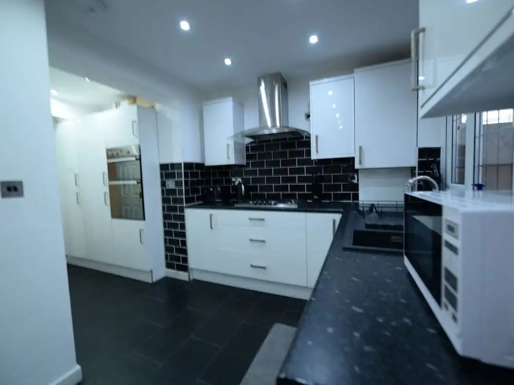 Alluring Holiday Home in Coventry With Garden
