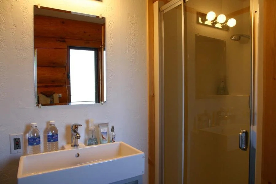 Cariboo Log Guest House