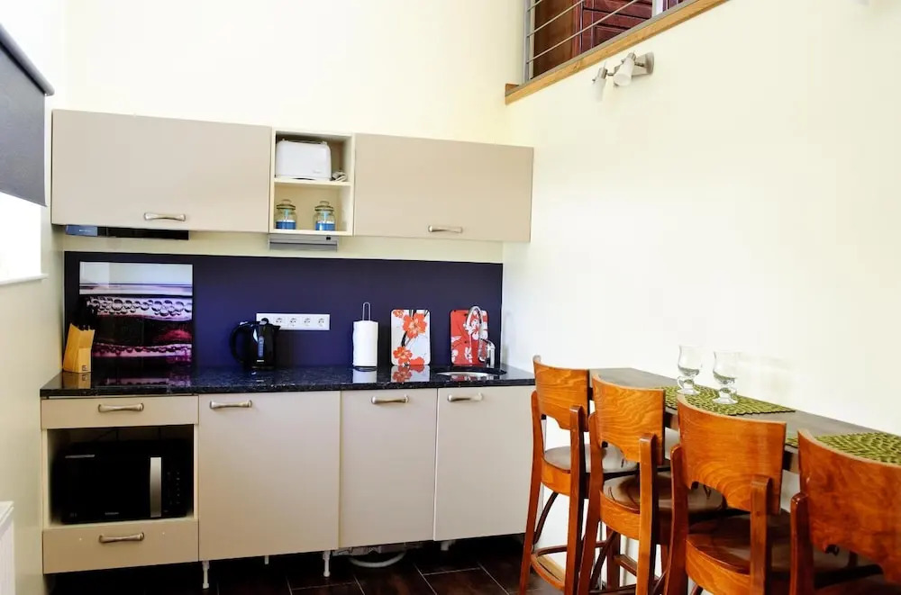 Embrace Hotel & Apartments