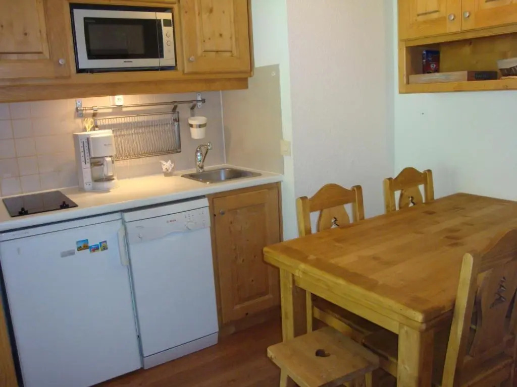 Appartement Méribel, 3 pièces, 6 personnes - FR-1-355-66
