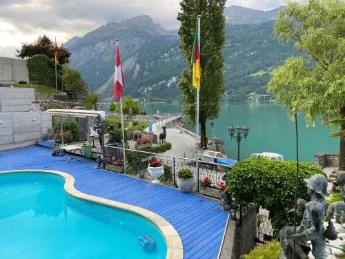 Abendrot - Direct lake view