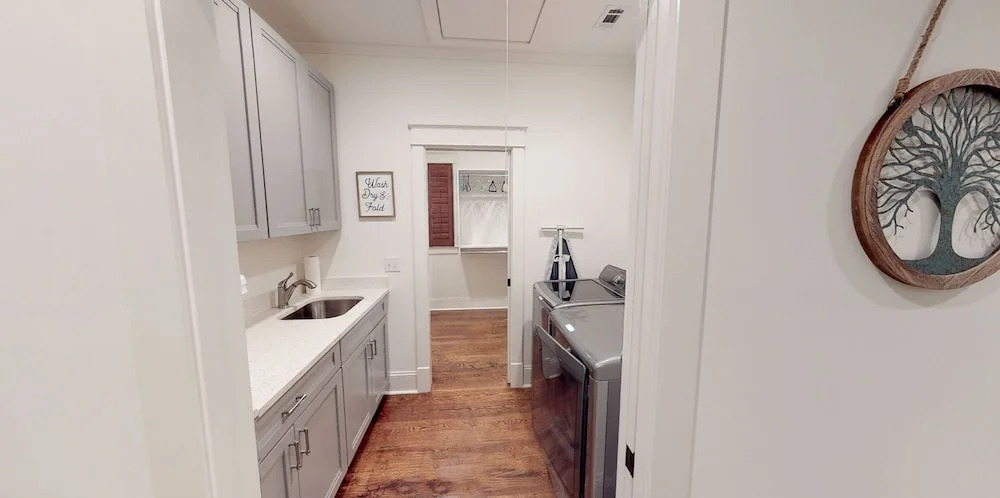 BRINEY BREEZE OCEAN OAKS home