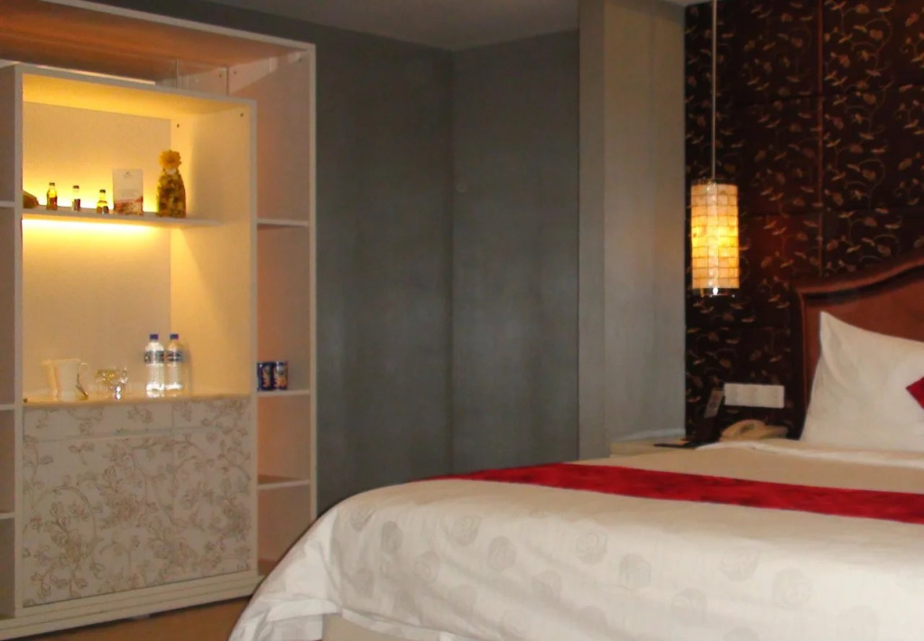 The Q Hotel