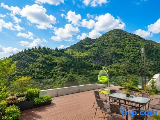 Yuexiang · Lianlian Buyi Mountain View Terrace Design Guesthouse